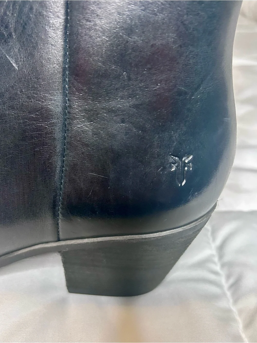 NWT Frye Black Leather Ankle Booties – Side Zip – Stacked Heel - Size 8